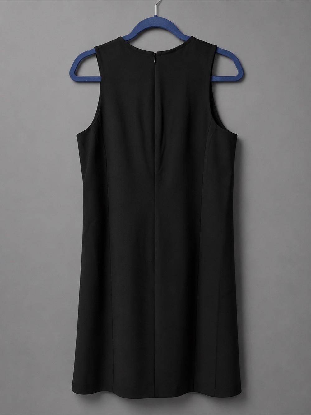 Banana Republic Black Sleeveless Shift Dress NWT Size 8 Classic Career Cocktail - Picture 2 of 3